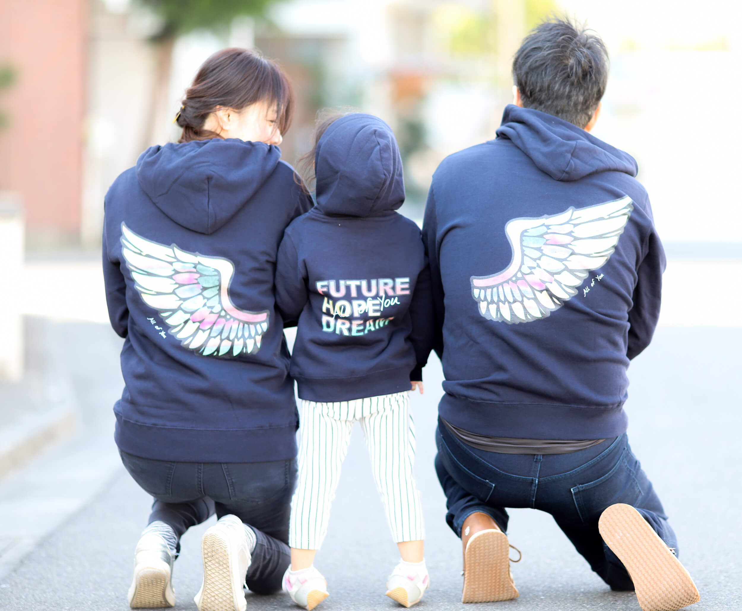 Future wing後ろ向きの家族