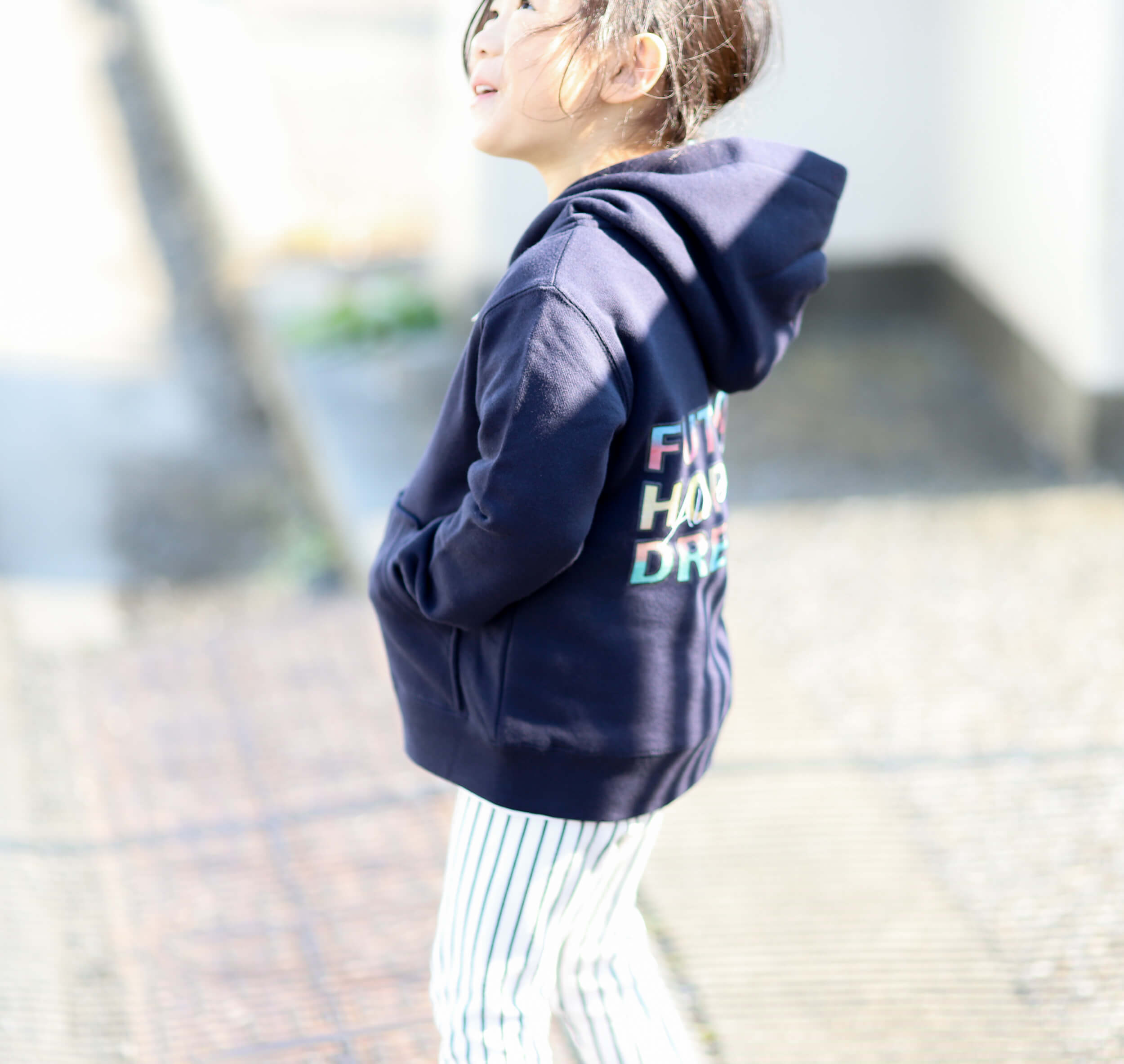 Futurewingパーカーを着たキッズ